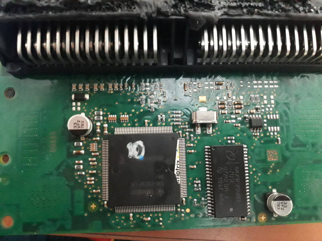 Renault EMS3132 Siemens PIN OUT to Xhorse VVDI PROG | VVDIshop.com