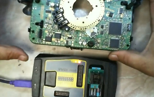 vvdi-prog-astra-h-cim-pin-3