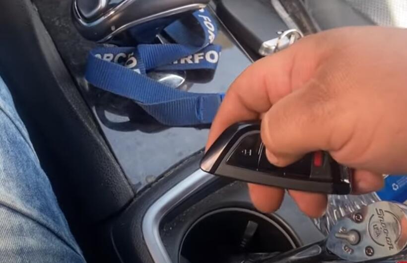 Xhorse Key Tool Max Chrysler 300 12