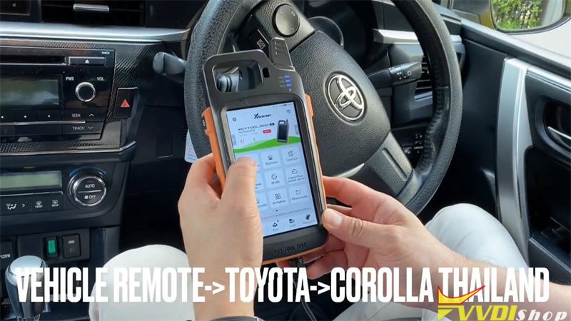Xhorse Vvdi Key Tool Max Mini Obd Tool Program Toyota Corolla Altis 2015 (3)