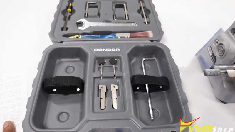 Xhorse Condor Xc 009 Portable Rechargeable Key Cutter (4)