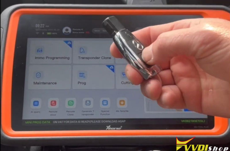 Xhorse Vvdi Key Tool Plus Adds 2013 Benz C63 Amg Be Key (1)