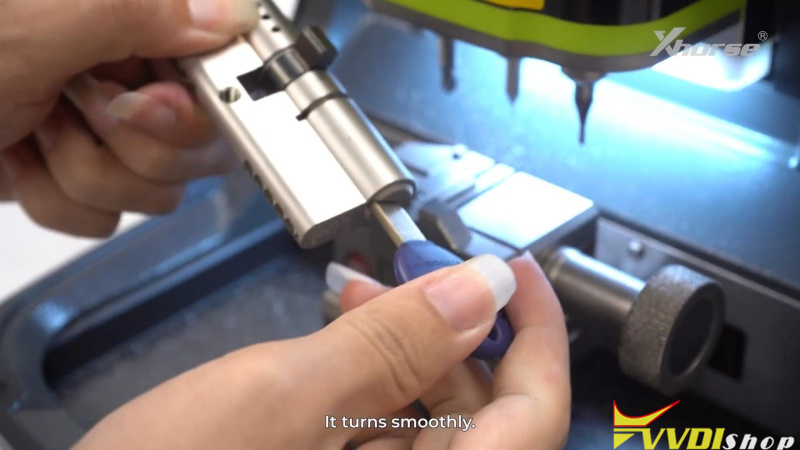 how to use xhorse condor xc twins cut key with ai 12 how to use xhorse condor xc twins cut key with ai 12