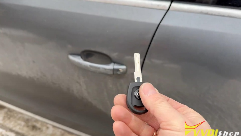 how to cut 2008 2015 audi q5 key with xhorse dolphin xp005l 10 how to cut 2008 2015 audi q5 key with xhorse dolphin xp005l 10