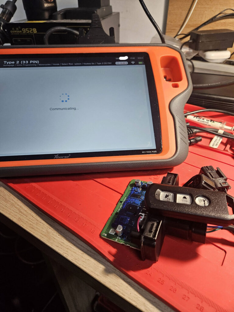 xhorse Honda X Adv 2019 key 1