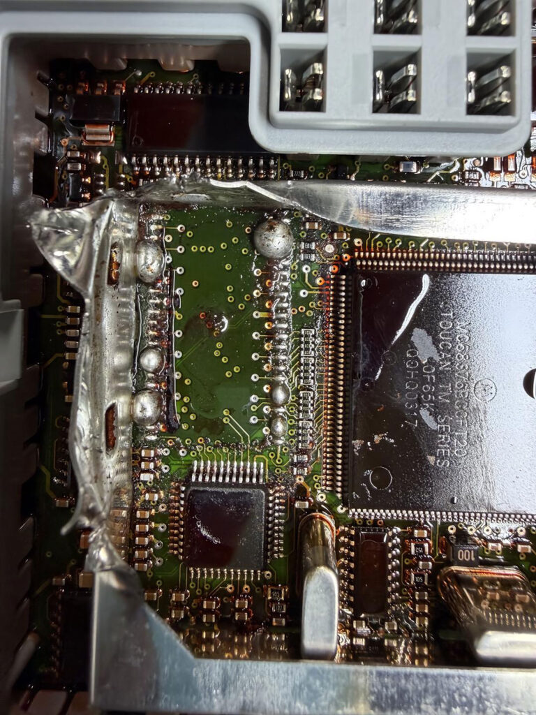 volvo s60 2004 akl with vvdi prog vvdi2 6
