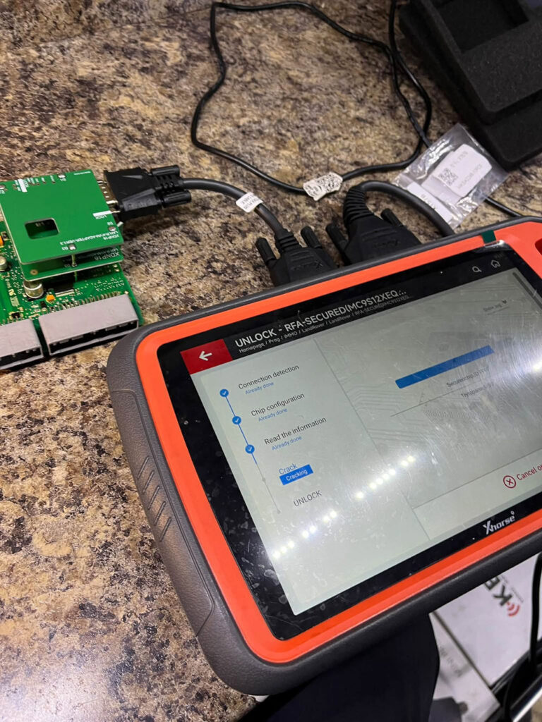 vvdi key tool plus unlock 2015 jlr kvm 1